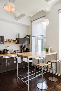 Küche im movementspace – Teeküche mit Theke, ideal für Verpflegung bei Workshops