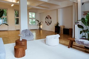 Lounge-Area – Rückzugsbereich für Gespräche und Vorbereitung