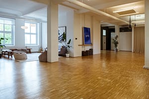 Hauptfläche – Seminarraum für Workshops, Bewegung, Offsites und Produktionen